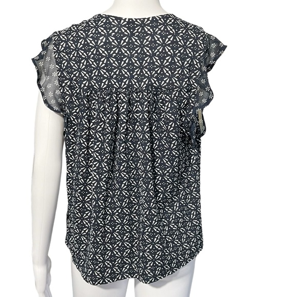 Lucky Brand - Womens Navy Blue Sheer Ruffle Sleeve Top Sz. MD - Picture 6 of 11